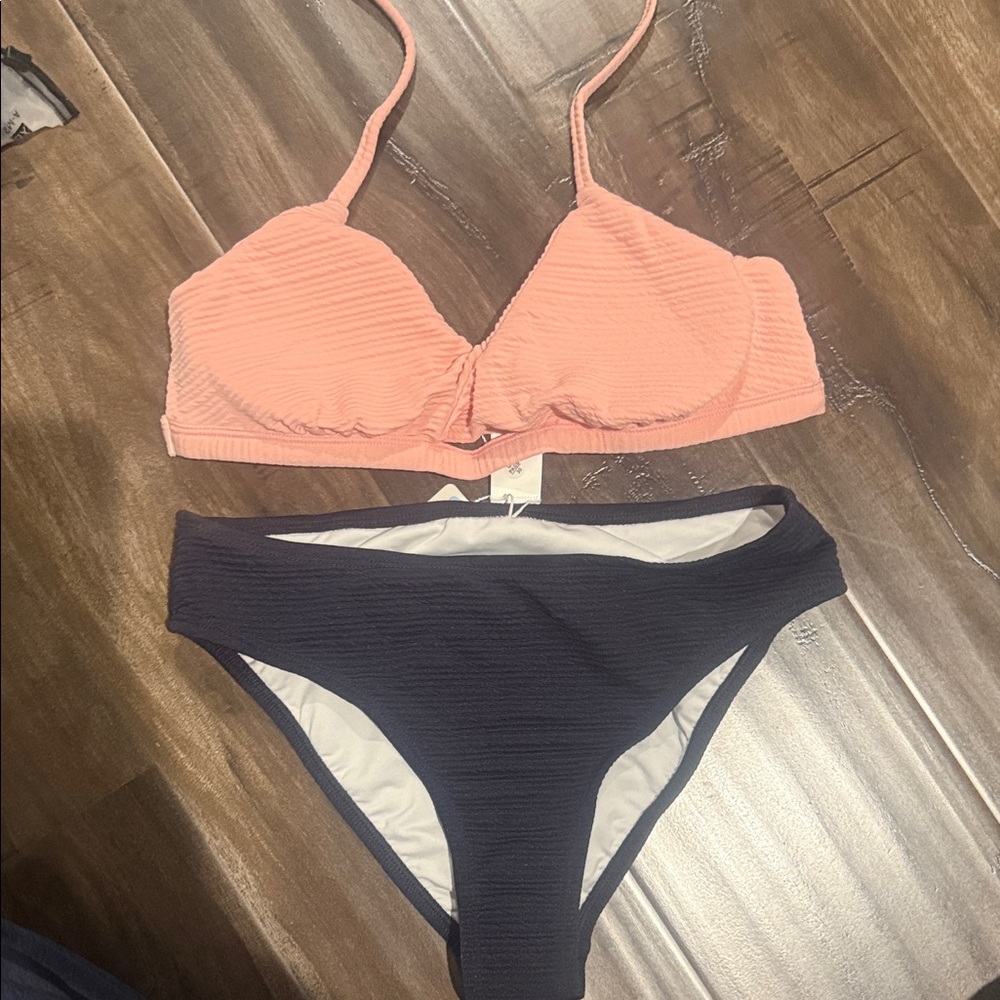 Cupshe Pink and Black Bikini Set